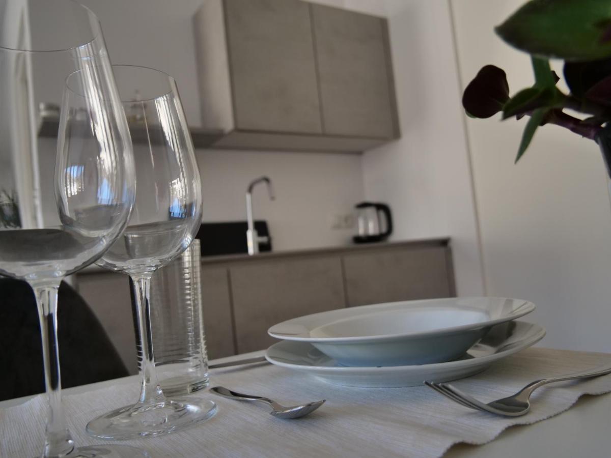 Apartments Sabine K 梅拉诺 外观 照片